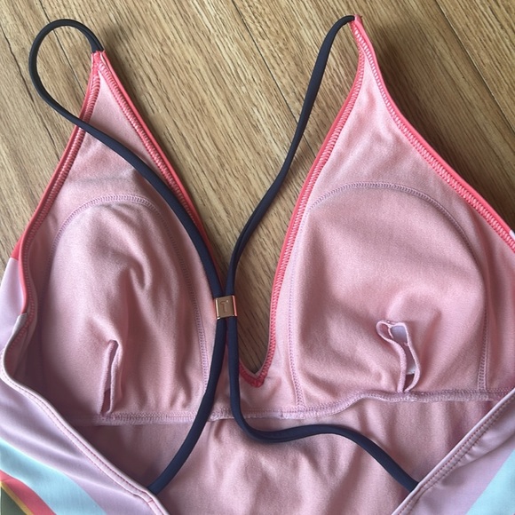 Ted Baker Mississippi Print One-Piece Swimsuit | Ted Size 1 (4 US) New. - Picture 9 of 9